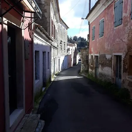 Village Pleasure * Kouramádes