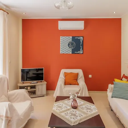 Village Pleasure Апартаменты Kouramades