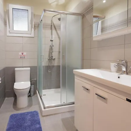 Village Pleasure Apartament